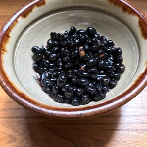 煎り黒千石豆の煮豆風